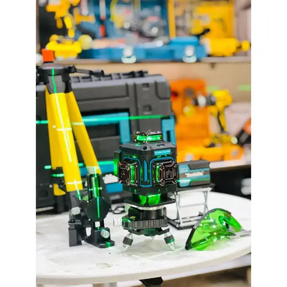 تراز لیزری 4 بعدی ماکیتا